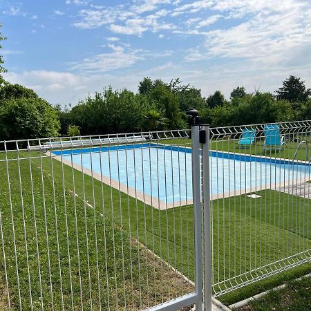 Gite De L'Ebaupin Louchy-Montfand Εξωτερικό φωτογραφία